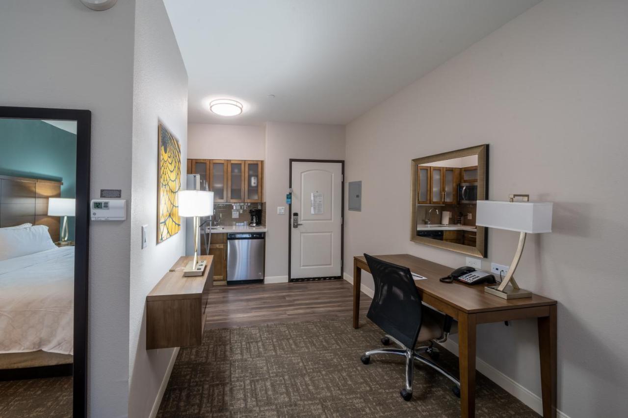 Staybridge Suites Houston East - Baytown By Ihg Kamer foto