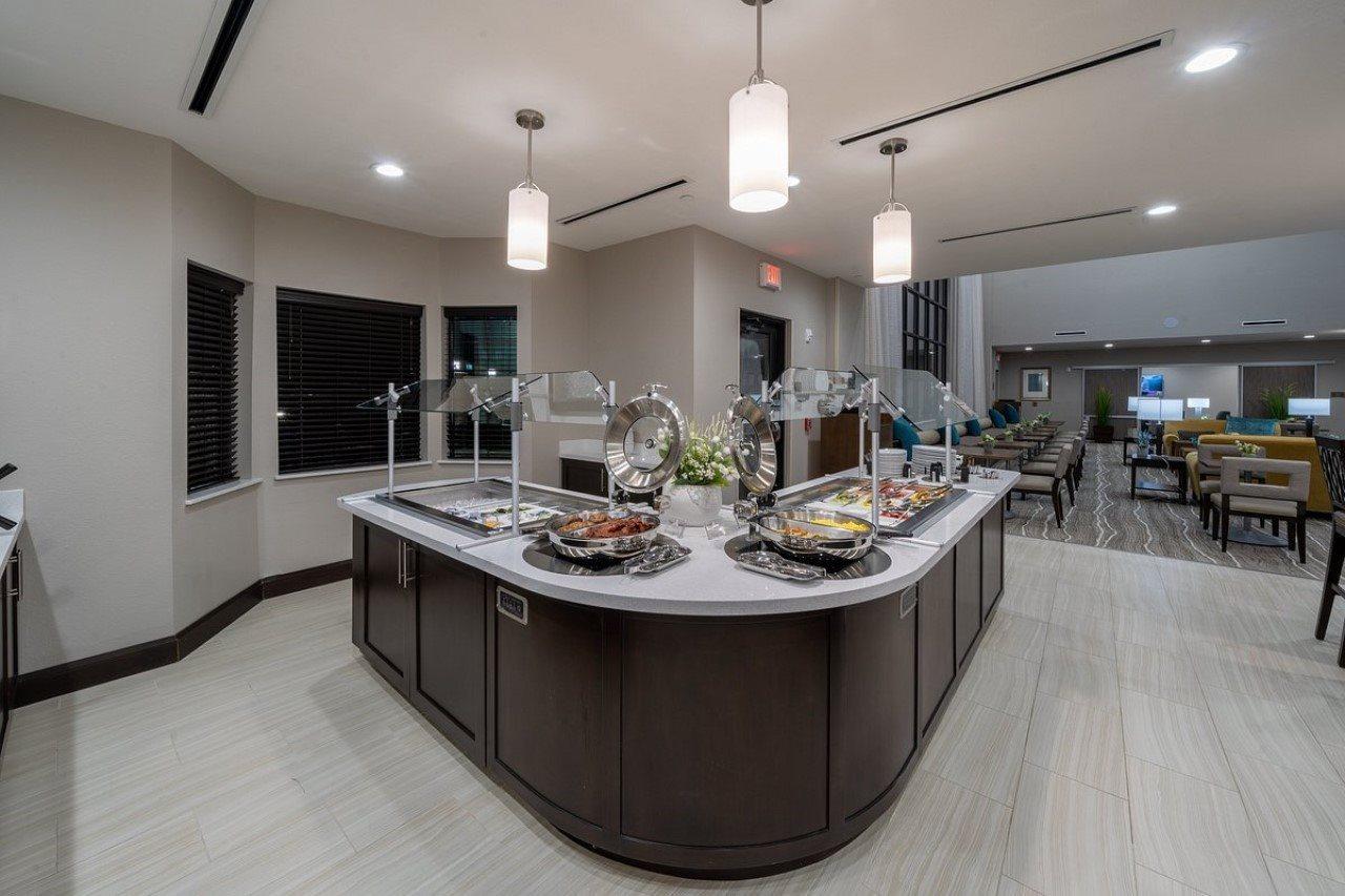 Staybridge Suites Houston East - Baytown By Ihg Buitenkant foto