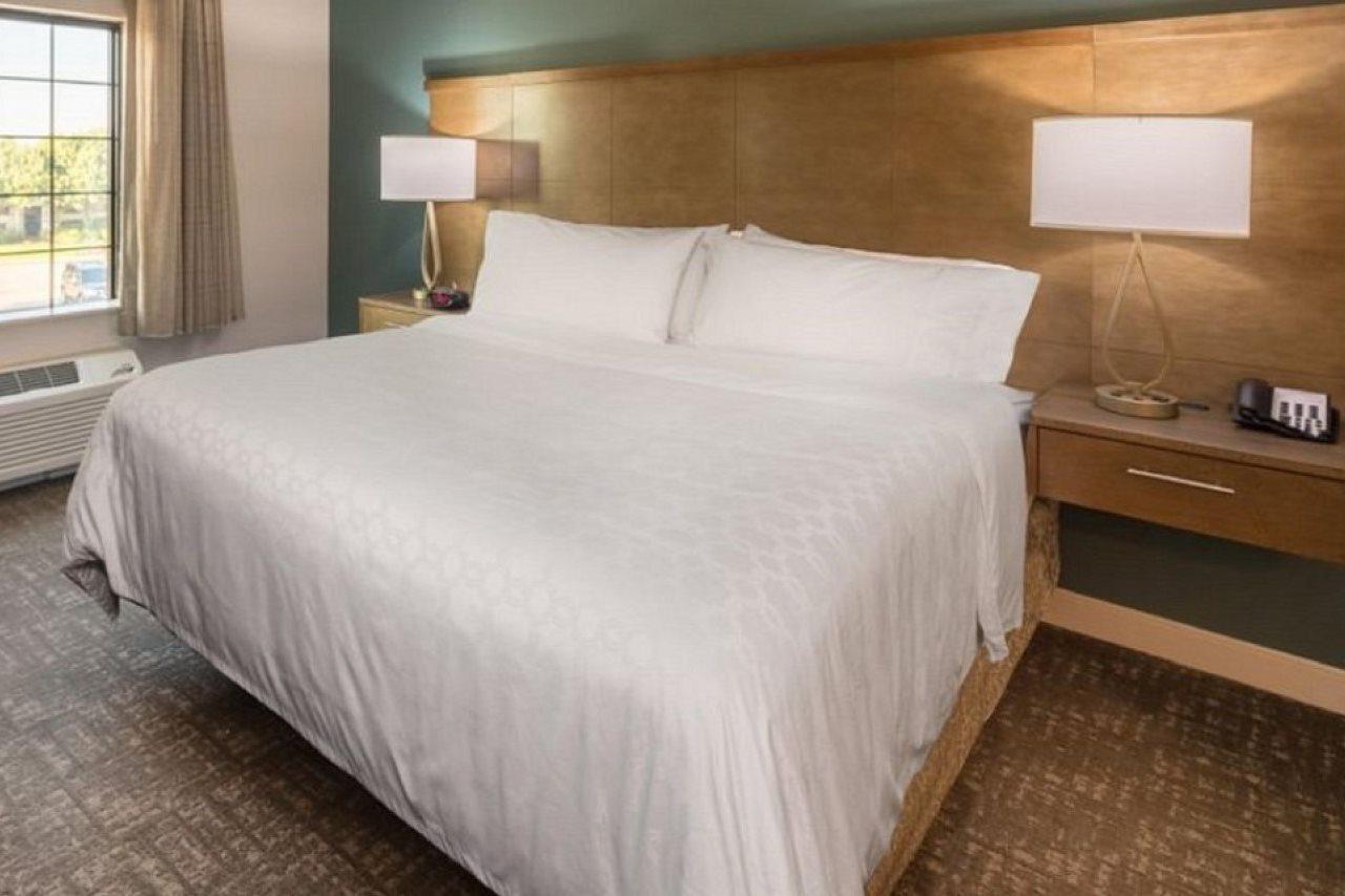 Staybridge Suites Houston East - Baytown By Ihg Buitenkant foto