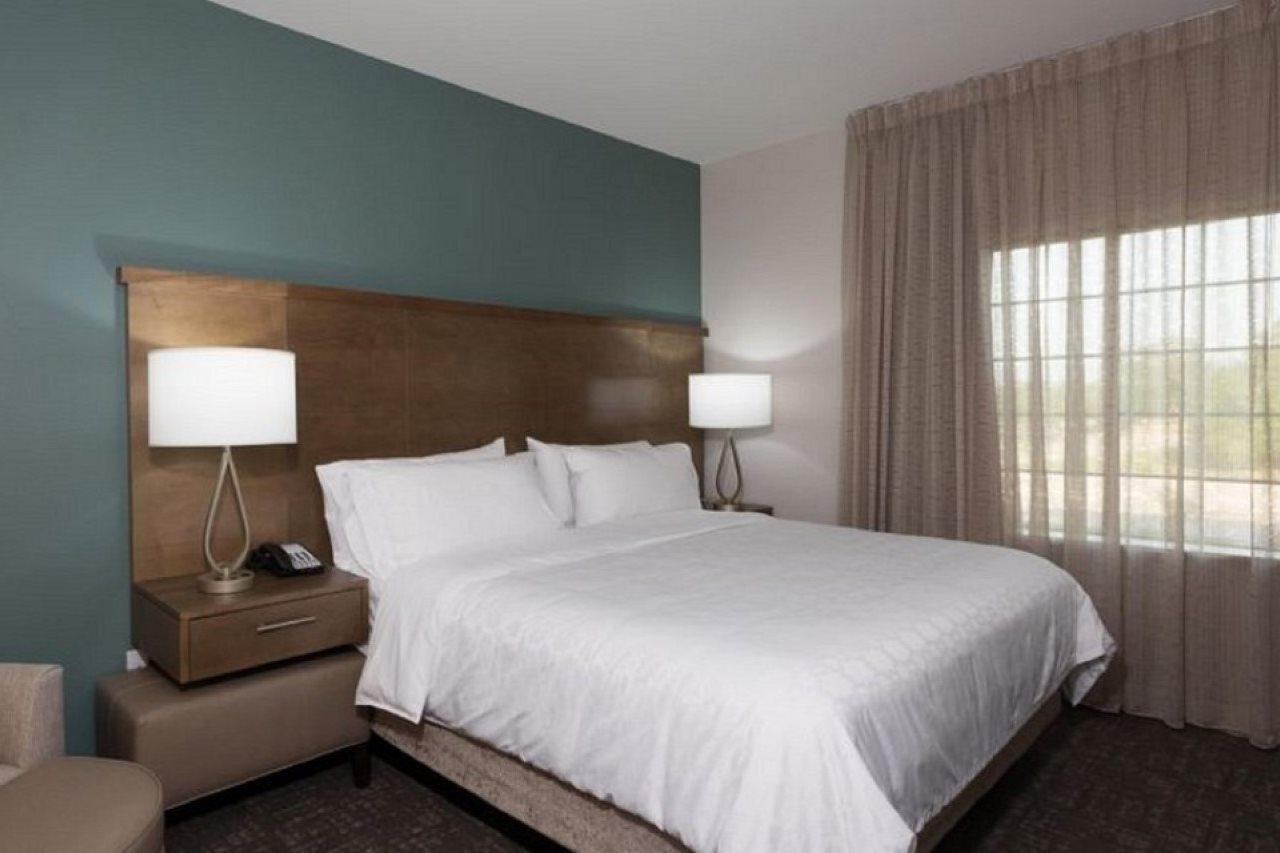 Staybridge Suites Houston East - Baytown By Ihg Buitenkant foto