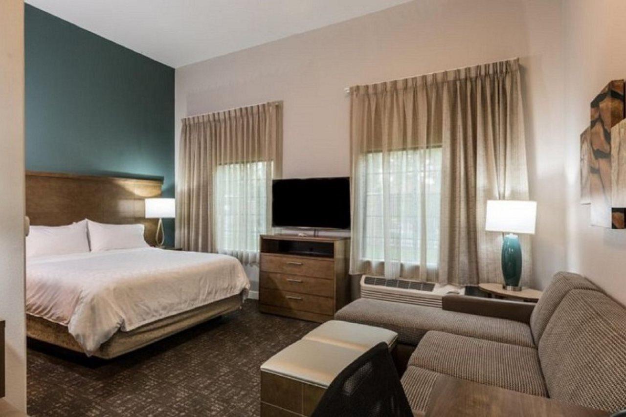 Staybridge Suites Houston East - Baytown By Ihg Buitenkant foto