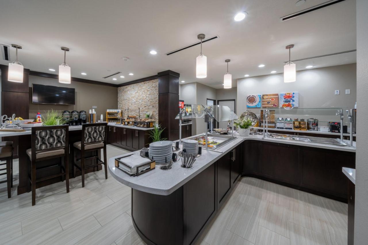 Staybridge Suites Houston East - Baytown By Ihg Buitenkant foto